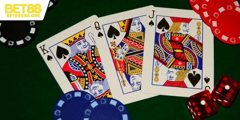 Three Card Poker hand ranks explained